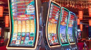 Gonzo's Quest cascading reels and multiplier feature on kedai69 slot